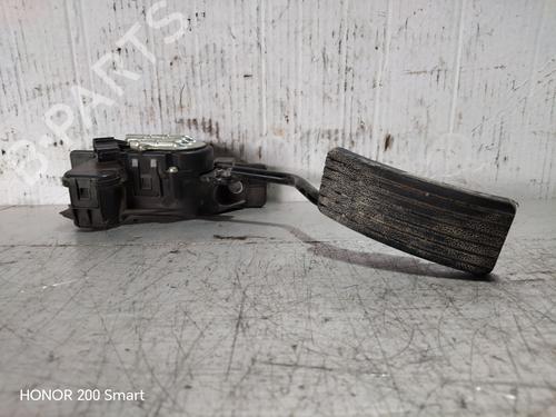 Used Pedal Pedal MITSUBISHI L200 / TRITON (KA_T, KB_T) 2.5 DI-D 4WD (KB4T) (167 hp) 36361195 36361195