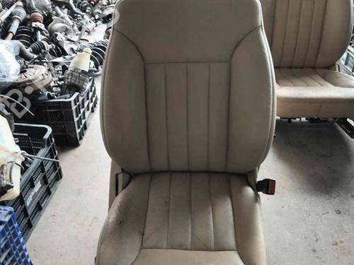 Used Right front seat Right front seat MERCEDES-BENZ M-CLASS (W164) ML 280 CDI 4-matic (164.120) (190 hp) 32707626 32707626