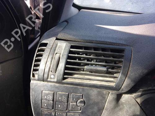 Used Air vent FIAT STILO (192_) 1.9 JTD (192_XE1A) (115 hp) 28460375