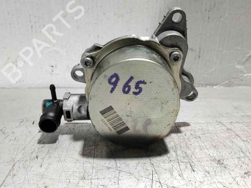 Used Vacuum pump Vacuum pump RENAULT KOLEOS I (HY_) 2.0 dCi (HY0K) (150 hp) 34579521 34579521