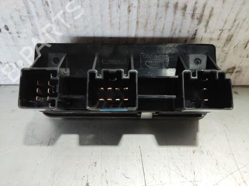 Left front window switch LAND ROVER DISCOVERY III (L319) | BP36806659I27 - Image 2