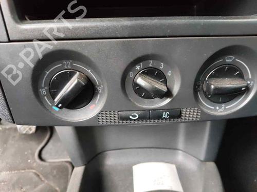 AC Styreenhet / Manøvreringsenhet SKODA FABIA I (6Y2) [1999-2008]  29120523