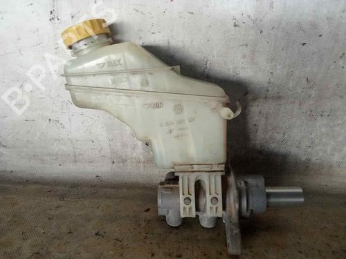 Used Brake master cylinder FIAT DOBLO Cargo (263_) 1.3 D Multijet (90 hp) 30280593
