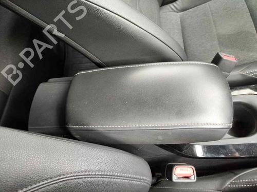 Armrest / Center console TOYOTA AURIS Estate (_E18_) 1.8 Hybrid (ZWE186_, ZWE186R, ZWE186H) | BP29713550I20 