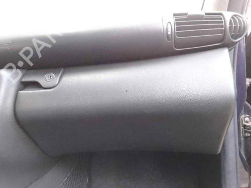 Handskerum MERCEDES-BENZ C-CLASS (W203) [2000-2007]  28453156