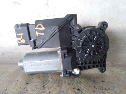 Used Right rear window motor MERCEDES-BENZ E-CLASS (W210) E 200 CDI (210.007) (116 hp) 26473349