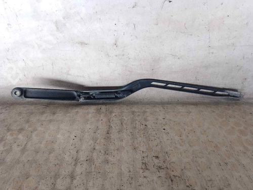 Front windshield wiper arm AUDI A3 (8P1)  | BP26468136C143 