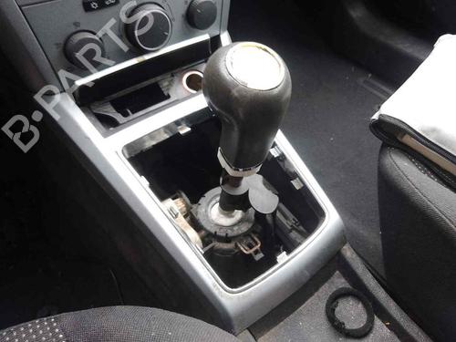 Used Gear lever OPEL ASTRA H (A04) [2004-2014]  28469429