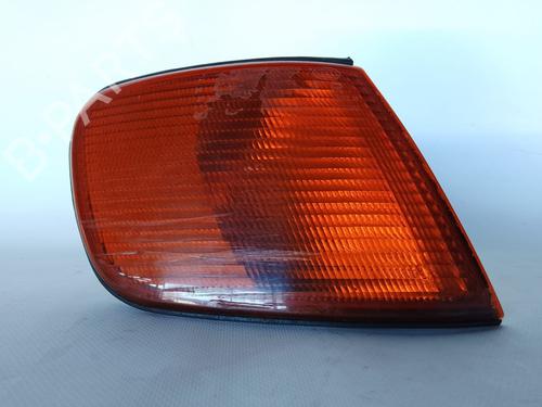 Used Right front indicator AUDI 100 C4 Saloon (4A2) 2.4 D (82 hp) 26467769