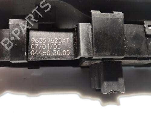 Used Right front window switch Right front window switch 37700064 37700064