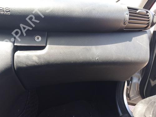 Dashboardkastje Dashboardkastje MERCEDES-BENZ C-CLASS (W203) [2000-2007] 36073247 36073247