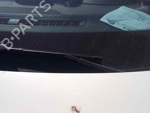 Used Front windshield wiper arm AUDI A1 (8X1, 8XK) 1.6 TDI (105 hp) 28455077