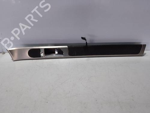 Used Front right interior door handle Front right interior door handle 28454588 28454588