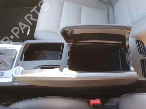 Armrest / Center console MERCEDES-BENZ C-CLASS (W204) C 200 Kompressor (204.041) | BP28470542I20 