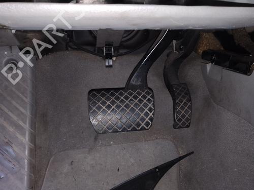 bremsepedal AUDI A4 B7 (8EC) 2.0 TDI 16V (140 hp) 32086791