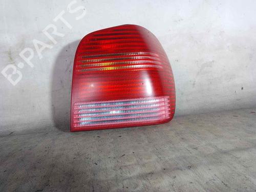 Højre baglygte VW POLO IV (9N_, 9A_) 1.4 TDI (75 hp) 26468038