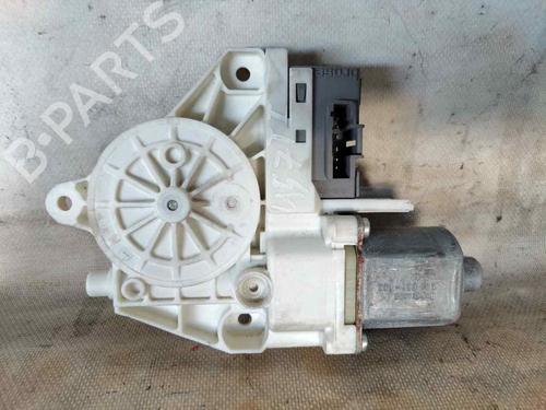 Portierruitmotor linksachter PEUGEOT 407 SW (6E_, 6D_) 2.0 HDi 135 (136 hp) 29751670