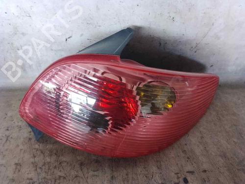 Right taillight PEUGEOT 206 Hatchback (2A/C) 1.4 HDi eco 70 | BP26713771C35 
