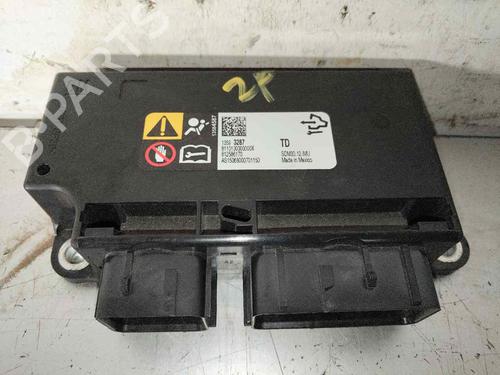 Used ECU airbags ECU airbags OPEL CORSA E (X15) 1.3 CDTI (08, 68) (75 hp) 33817413 33817413