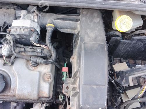 Used Air filter box CITROËN C3 Pluriel (HB_) 1.4 (73 hp) 32167060