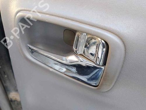 Højre bagtil invendig håndtag MITSUBISHI L200 / TRITON (KA_T, KB_T) 2.5 DI-D 4WD (KB4T) (167 hp) 28462648