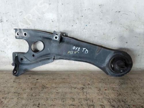 Used Right rear suspension arm KIA CEE'D Hatchback (ED) [2006-2012]  30110924