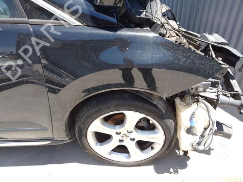Used Right front fenders Right front fenders 35982291 35982291