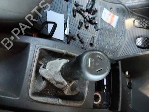 Used Gear lever VW POLO IV (9N_, 9A_) 1.9 SDI (64 hp) 29161209