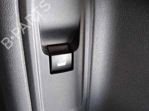Used Right front window switch CITROËN C3 II (SC_) [2009-2025]  28465508