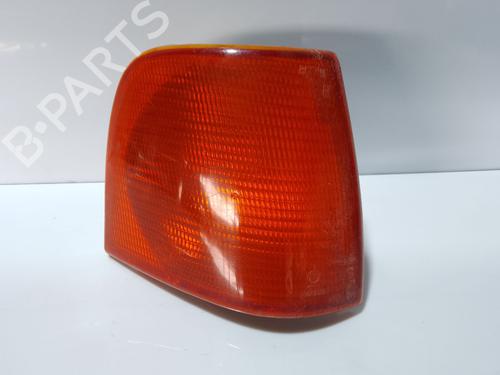 Used Right front indicator Right front indicator 32736256 32736256