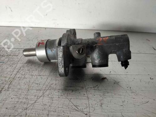Hovedbremsecylinder Hovedbremsecylinder BMW 5 (E39) 530 d (184 hp) 34184004 34184004