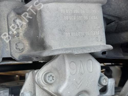 Used Engine mount Engine mount PEUGEOT 5008 (0U_, 0E_) 1.6 HDi (112 hp) 33755984 33755984