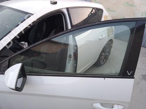 Used Front left door window Front left door window 38265626 38265626