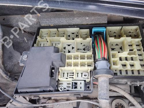 Used Fuse box Fuse box VOLVO C30 (533) D5 (180 hp) 39690667 39690667