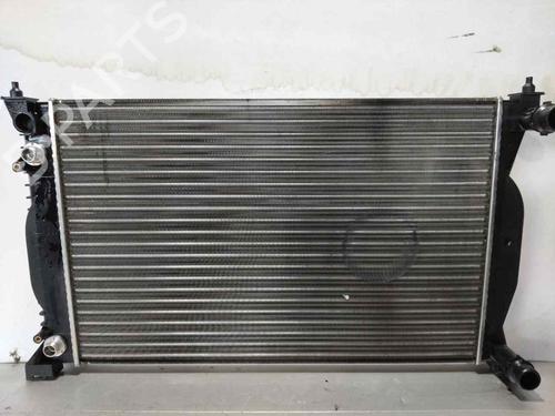 Used Water radiator AUDI A4 B7 (8EC) 2.0 TDI 16V (140 hp) 32086774