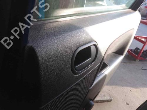 Højre bagtil invendig håndtag FORD FIESTA V (JH_, JD_) 1.4 TDCi (68 hp) 28469603
