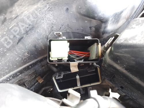 Used Fuse box Fuse box 36806645 36806645