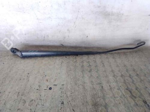 Used Front windshield wiper arm CITROËN XSARA PICASSO (N68) 2.0 HDi (90 hp) 26467687