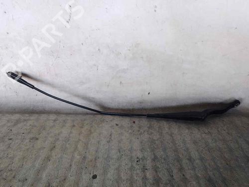 Used Front windshield wiper arm OPEL CORSA D (S07) [2006-2015]  26468092