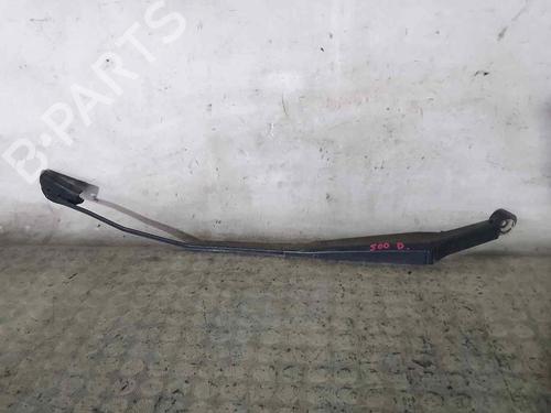 Used Front windshield wiper arm SMART FORFOUR (454) 1.1 (454.033) (64 hp) 26470406
