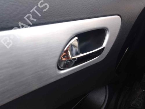 Venstre foran invendig håndtak PEUGEOT 407 Coupe (6C_) 2.7 HDi (204 hp) 28468578