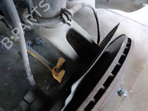 Used Right front steering knuckle BMW X3 (E83) xDrive 20 d (177 hp) 28466126