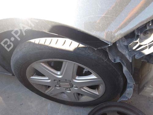 Used Right front steering knuckle SEAT ALTEA XL (5P5, 5P8) [2006-2015]  28463723