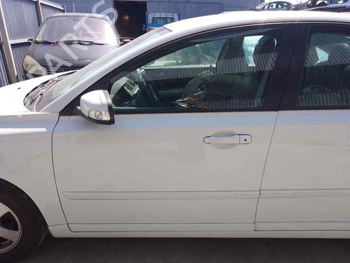 Left front door VOLVO S40 II (544) 1.6 BP28468950C2