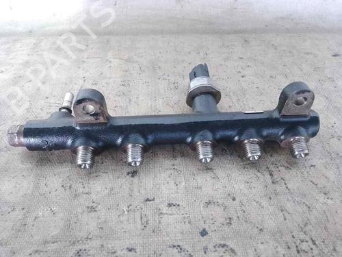 Used Injection rail PEUGEOT 3008 II SUV (MC_, MR_, MJ_, M4_) 2.0 BlueHDi 150 (MJAHXH, MJAHXV, MJAHXG, MJAHSH, MJAHRH,... (150 hp) 26484071