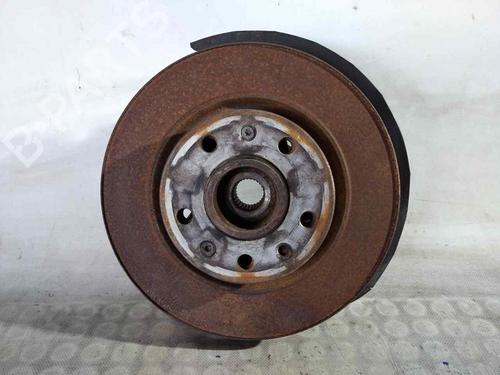 Used Left front steering knuckle PEUGEOT 308 II (LB_, LP_, LW_, LH_, L3_) [2013-2021]  26480652