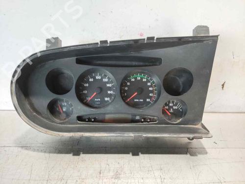 Used Instrument cluster Instrument cluster IVECO DAILY III Platform/Chassis 35 S 11,35 C 11 (A2FC13AA, A6FBU4AB, A2NB14A1, A2ND13A1,... (106 hp) 34348151 34348151