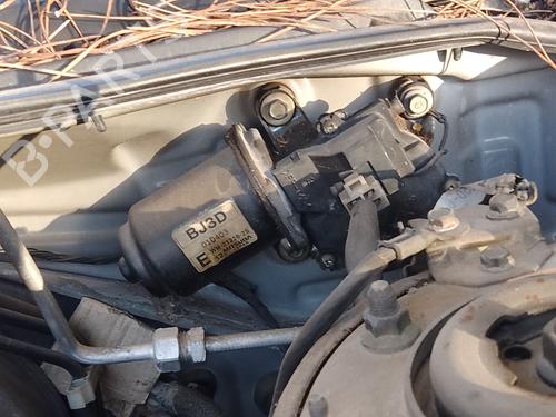 Used Front wiper motor MAZDA 323 F VI Hatchback (BJ) 2.0 TD (101 hp) 32139295