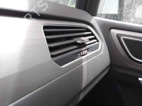 Used Air vent VW GOLF SPORTSVAN VII (AM1, AN1) [2014-2020]  28462137