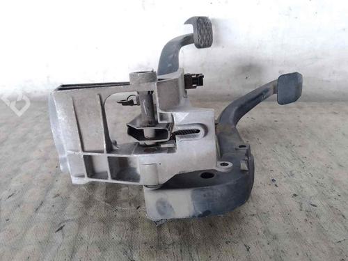 Clutch pedal BMW 1 (E87) 118 d | BP26479815I13 